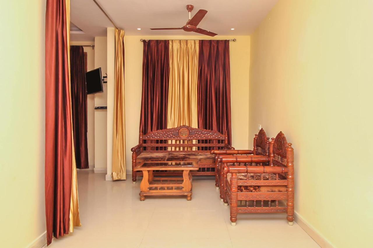 Oyo 7343 Al Shareef Palace Hyderabad Eksteriør bilde